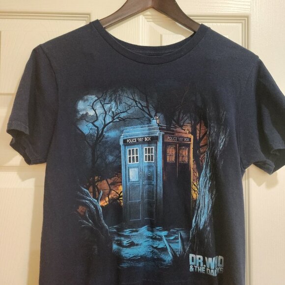 NWOT Dr. Who and the Daleks t-shirt - Picture 5 of 6